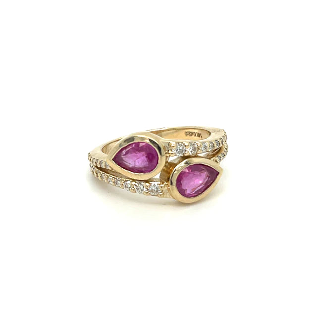 14k Yellow Gold Ruby Diamond Ring