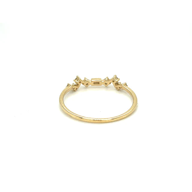 YELLOW GOLD DIAMOND RING