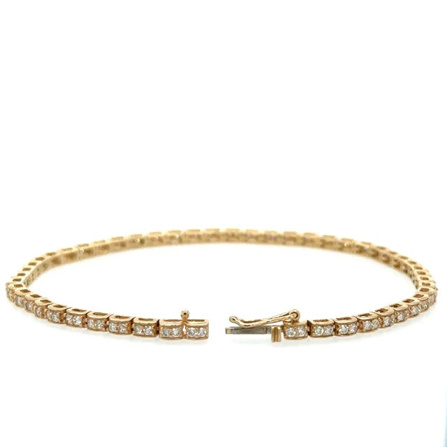 14kt Yellow Gold Bracelet With Diamonds