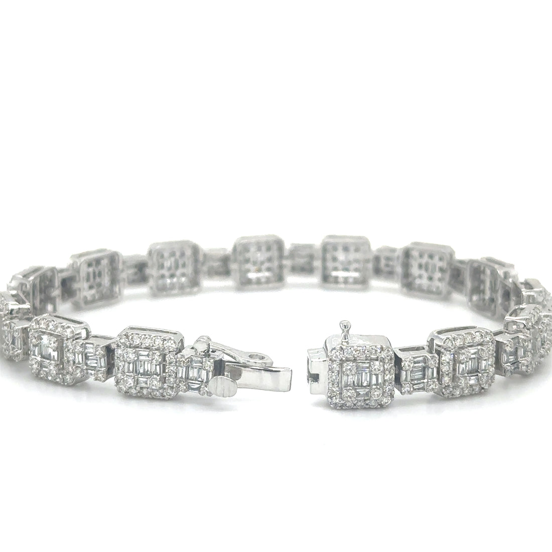 14kt White Gold Diamond Bracelet