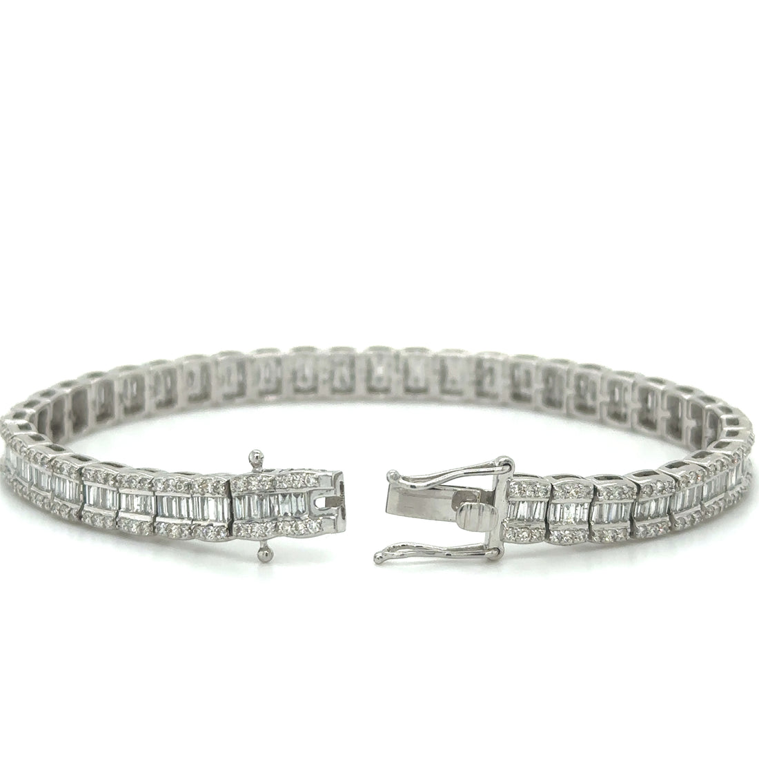 14kt White Gold Diamond Bracelet