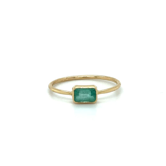 14kt Yellow Gold Emerald Ring