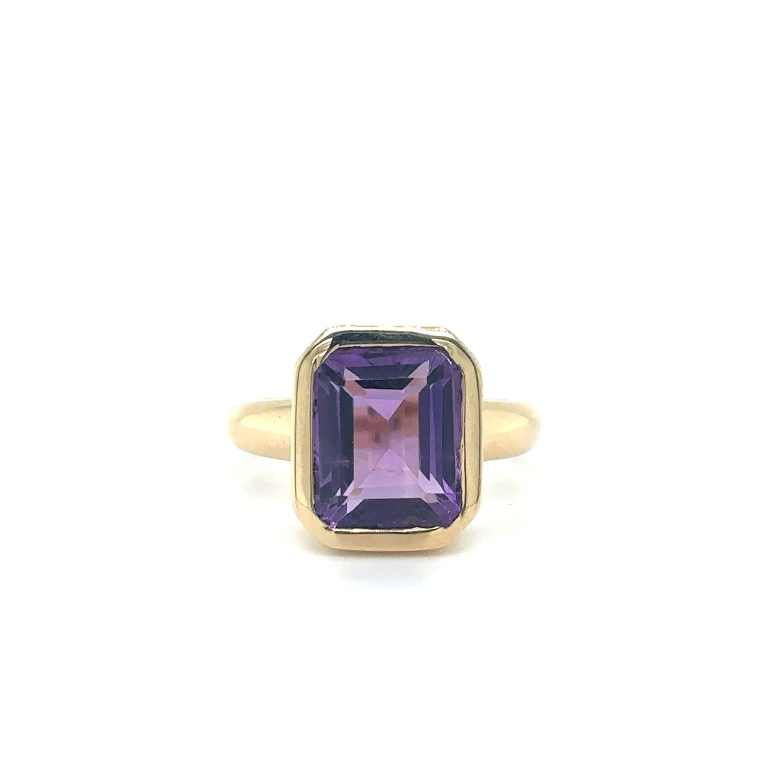 14kt Yellow Gold Amethyst Ring