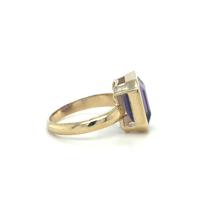 14kt Yellow Gold Amethyst Ring