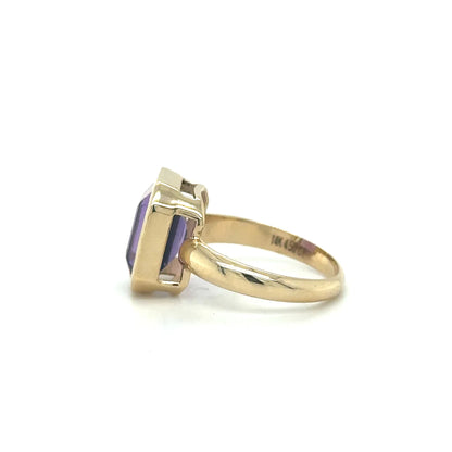 14kt Yellow Gold Amethyst Ring