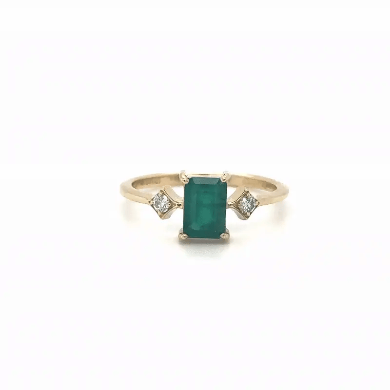 14k Yellow Gold Emerald Diamond Ring