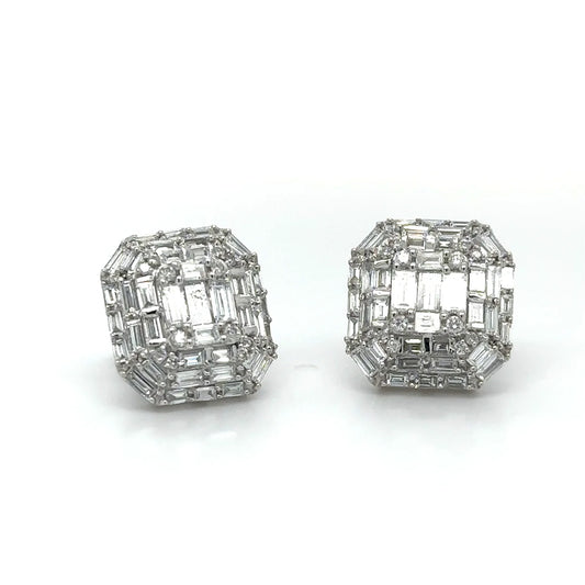 14k White Gold Diamond Earring