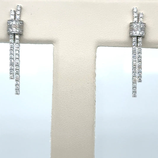 14k White Gold Diamond Earring