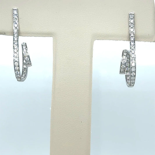 14k White Gold Diamond Earring