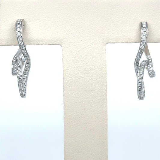 14k White Gold Diamond Earring