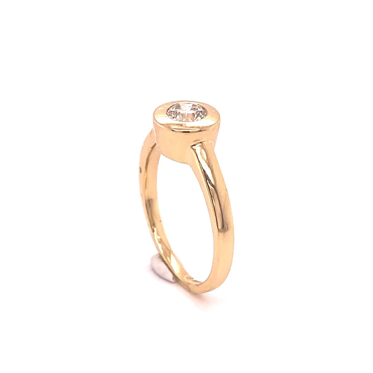14kt Yellow Gold Solitaire Round Diamond Ring