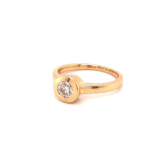 14kt Yellow Gold Solitaire Round Diamond Ring