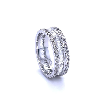 14kt White Gold Baguette Round Diamond Ring