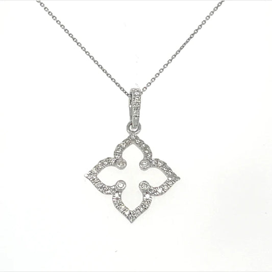 Clover Pendant With Diamonds