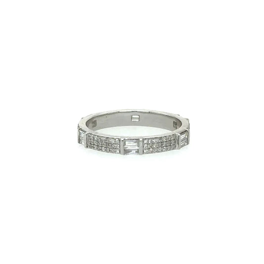 Simple Diamond 14kt White Gold Ring