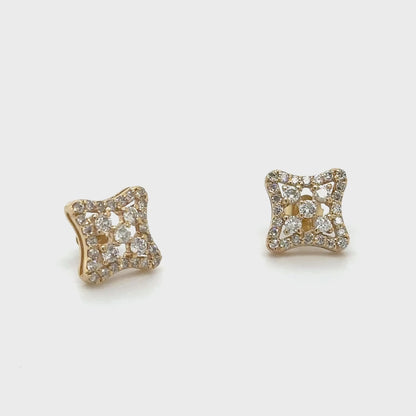 Yellow Gold Square Earring With Diamonds