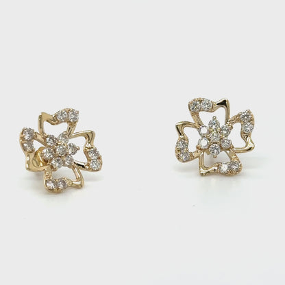 Yellow Gold Flower Earring With Diamonds