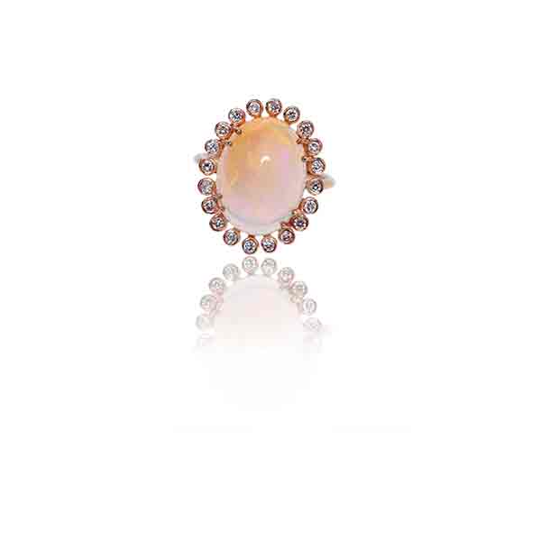 18k Yellow Gold Diamond/opal Ring