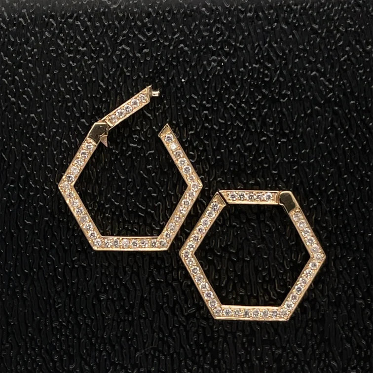 14kt Yellow Gold Hexagon Shape Lock With Diamonds