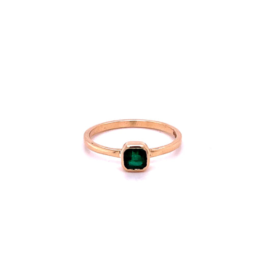 14kt Yellow Gold Emerald Ring (Square Shape)