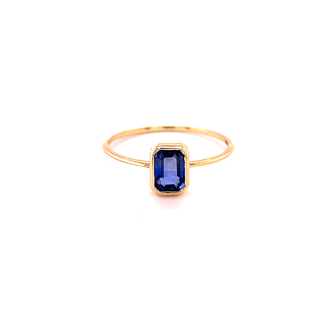 14kt Yellow Gold Blue Sapphire Ring