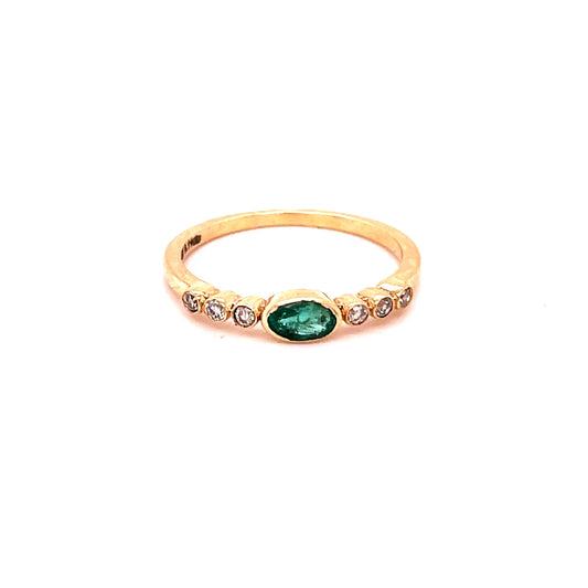 14kt Gold Emerald Ring With Diamonds