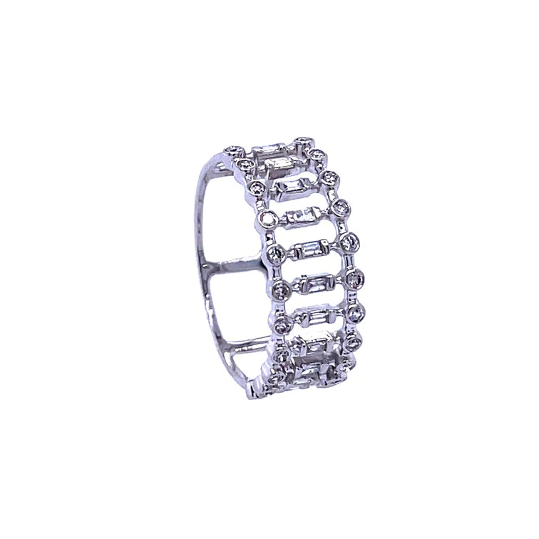 14kt White Gold Diamond Ring
