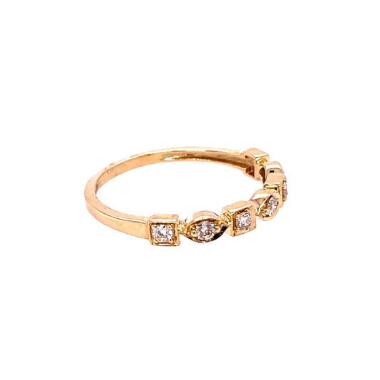 14kt Yellow Gold Diamond Ring