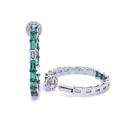 18kt White Gold Emerald With Diamonds Earing