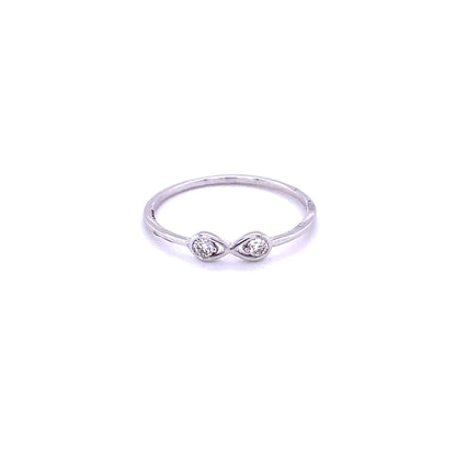 14kt White Gold With Diamonds Ring