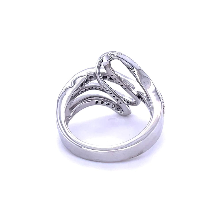 14kt White Gold With Diamonds Ring