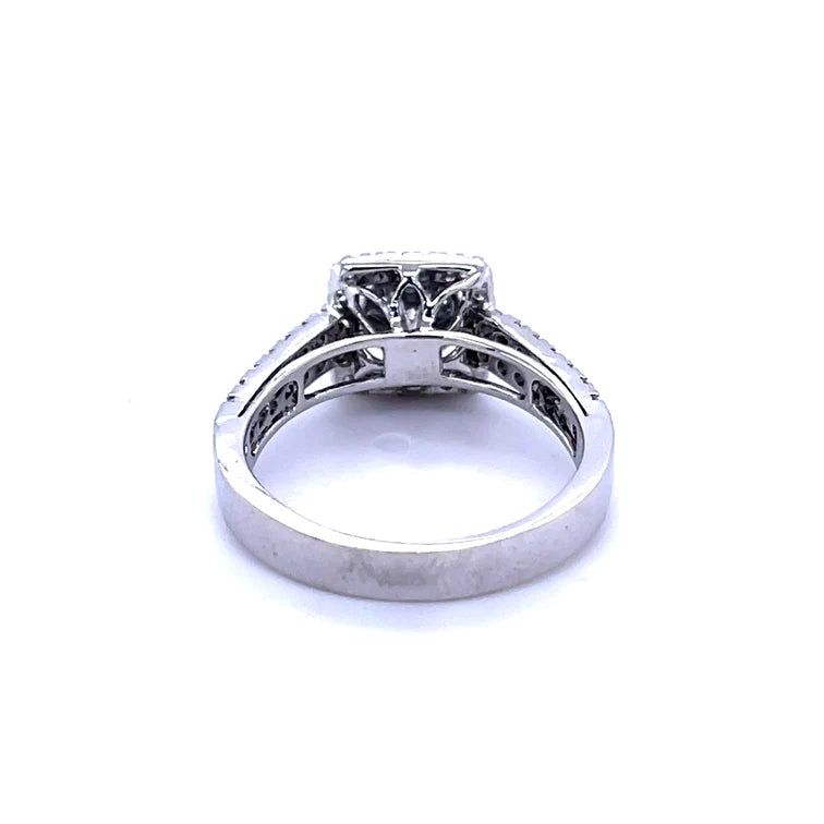 14kt White Gold With Diamond Ring