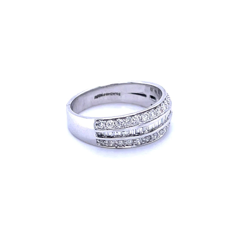 14kt White Gold With Diamond Ring