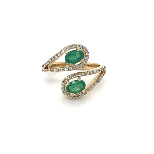 14k Yellow Gold Emerald Diamond Ring