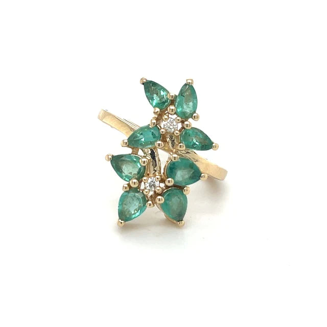 14kt Yellow Gold Emerald Diamond Ring