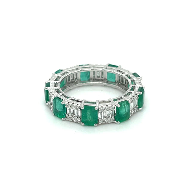 Emerald Diamond Ring