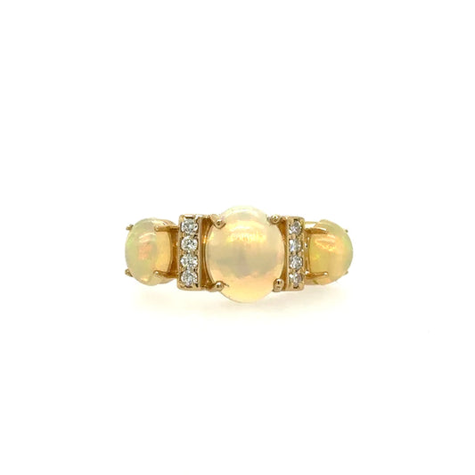 Yellow Gold Ring With Opal and Diamonds