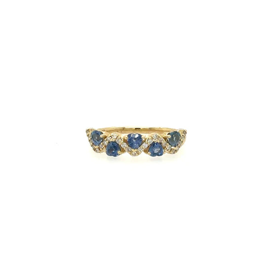 Yellow Gold Ring With Sapphire and Diamonds