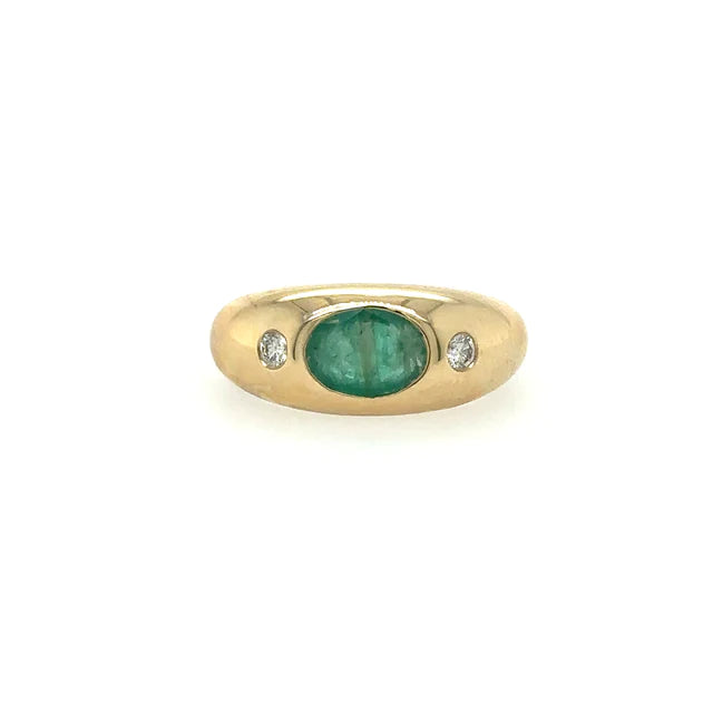 Yellow Gold Ring With Emerald and Diamonds