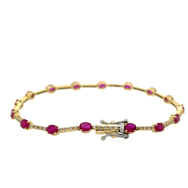 18kt Yellow Gold Ruby and Diamonds Bracelet