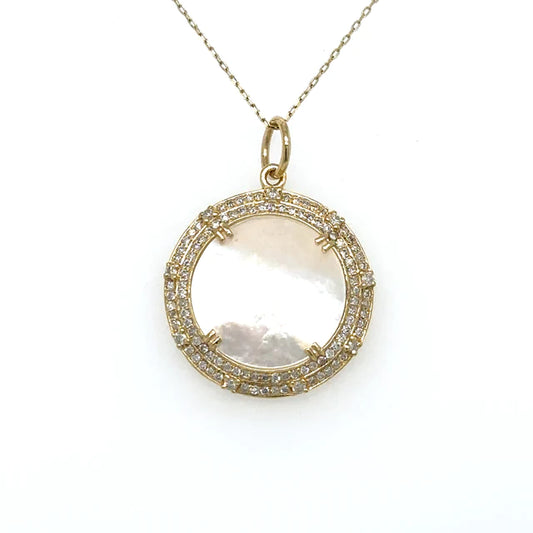 Yellow Gold Mother of Pearl Pendent With Diamonds